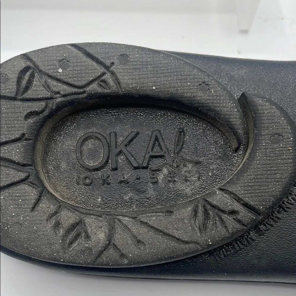 OKAL/OKA B Black Polka Dot Women's rubber Sandals, size M (7-8)